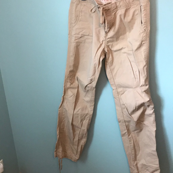 NWOT! Old Navy Tie Cargo Pants! Medium - Picture 2 of 6